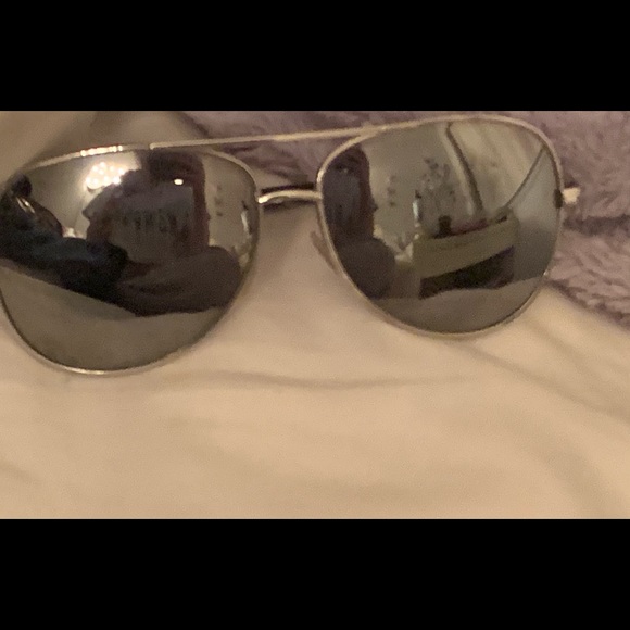 silver sunglasses - Picture 1 of 2
